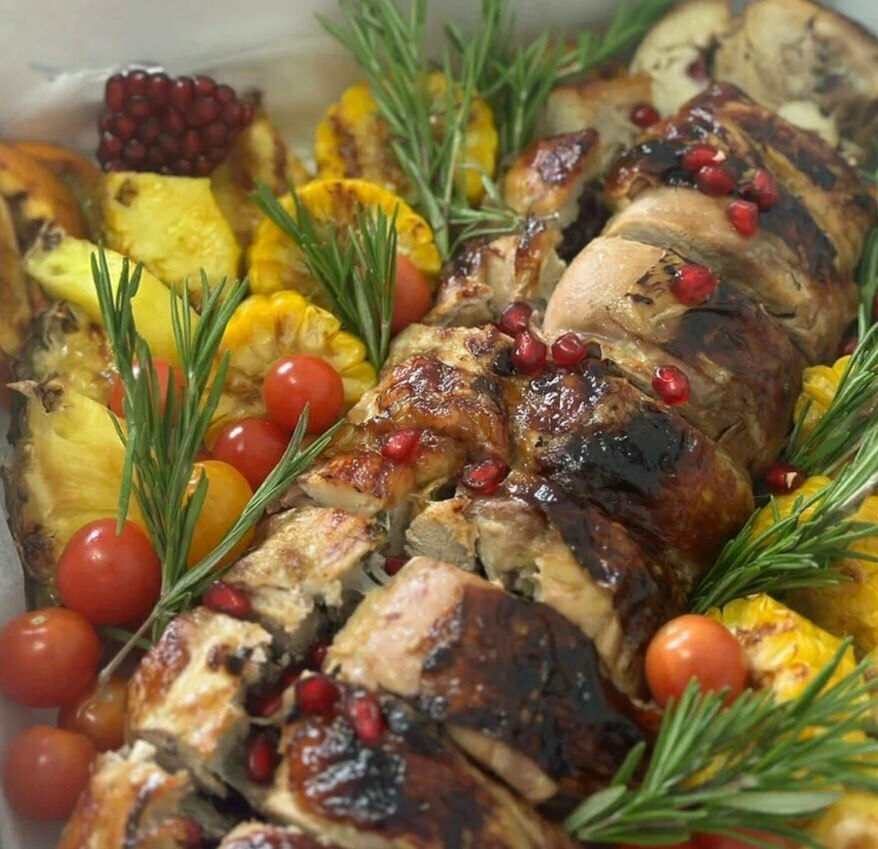 Рулет куриный с брусникой&nbsp;